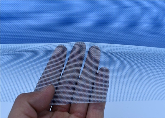 Écran invisible de fenêtre de moustique de polymère blanc bleu pour la largeur de 0,5-3M