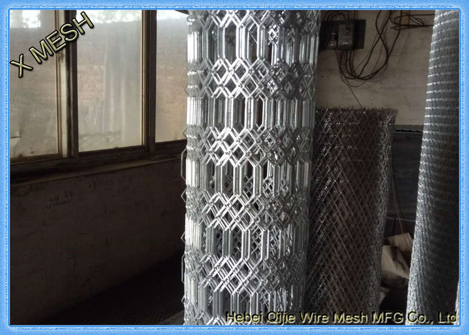 Windows et feuille gothique augmentée décorative de maille augmentée par maille en métal en métal de portes