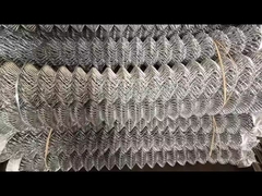 Réservoir d'usine de haute qualité écologique durable étanche à l'eau de la chaîne de liaison de clôture pour la clôture de sport