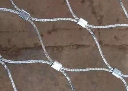 7X7 X tendent le câble métallique flexible de l'acier inoxydable 316l Mesh Netting