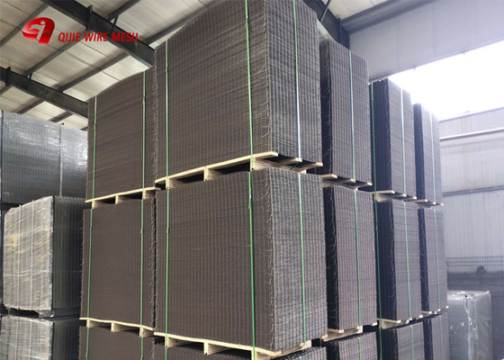 Les panneaux de treillis soudés galvanisés par trou rectangulaire / panneaux de fil taille de 2,9 X 2,0 M