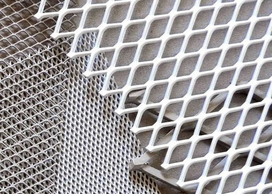 Le jet en aluminium résistant de Diamond Expanded Metal Mesh Decorative peignent 4 x 8