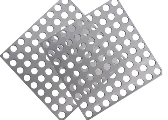 Fabrication d'acier au carbone avec un trou rond et une grille métallique perforée