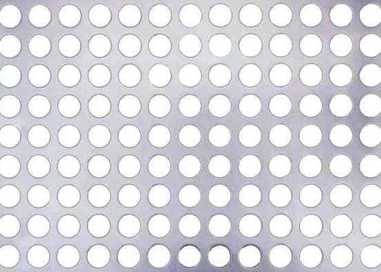 Fabrication d'acier au carbone avec un trou rond et une grille métallique perforée