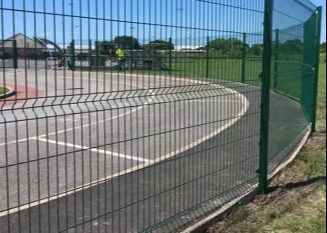 La poudre a enduit la barrière incurvée soudée Panel Heavy Gauge en métal soumis à un traitement thermique