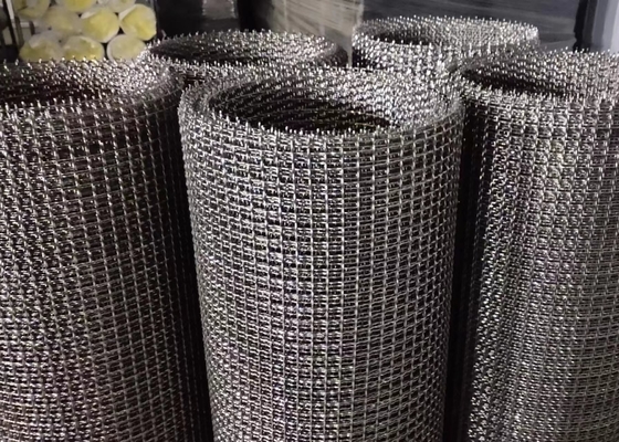 L'acier inoxydable 304 de place de l'ouverture 2mm a serti par replis le grillage tissé 20x20mm