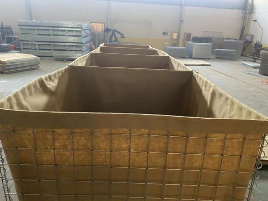 Abri soudé galvanisé de soute de mur d'à l'épreuve du souffle de Mesh Gabion Defensive Barrier For