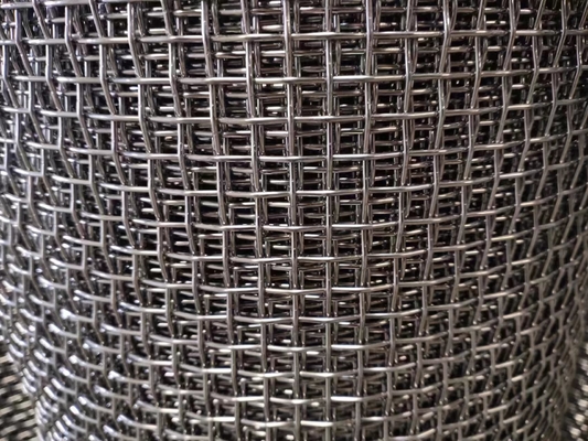 L'acier inoxydable 304 de place de l'ouverture 2mm a serti par replis le grillage tissé 20x20mm