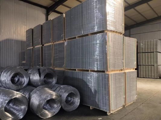 Panneau de treillis métallique soudé de construction durable revêtu de zinc