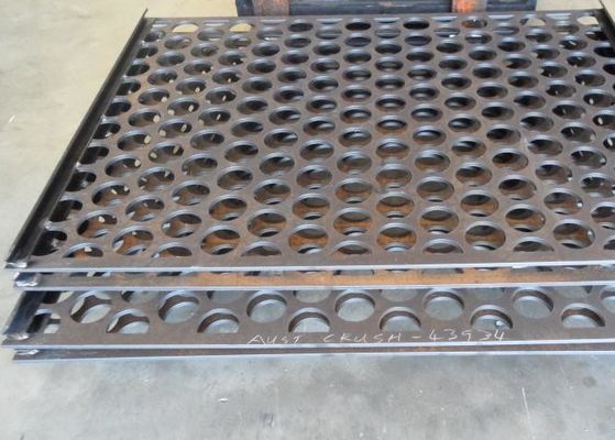 NM300 Plaque de perforation métallique en acier laminée à froid en acier inoxydable avec motif de trou rond