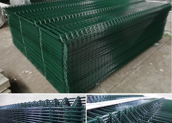 Le PVC a enduit le panneau a courbé le jardin en acier de Peach Post For de barrière
