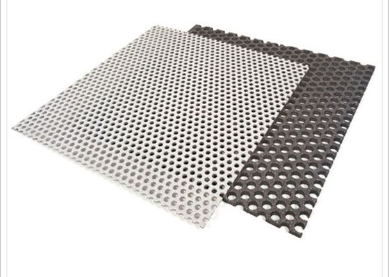 2 mm 3 mm Taille du trou en acier inoxydable Plaque métallique perforée Mesh Plaque décorative pour la ventilation