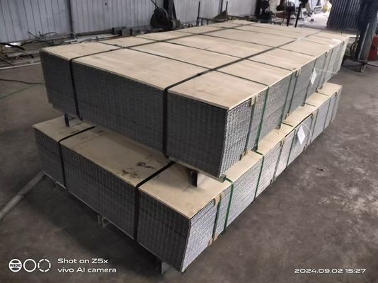 Fil soudé galvanisé plongé chaud Mesh Panel construction de 8ft x de 4ft 4mm