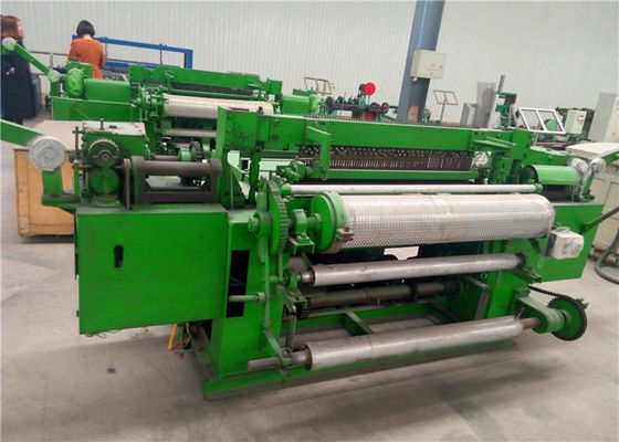 Machine de fabrication de grillage soudée par grande vitesse, machine de soudure de maille