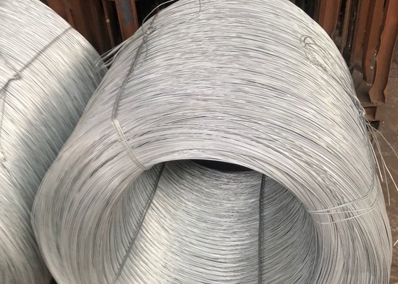 Fil galvanisé galvanisé plongé chaud, fil d&#39;acier doux Bobine de 25 kilogrammes