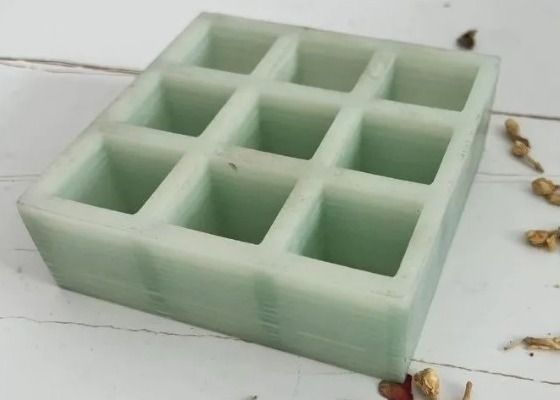 38 mm d'épaisseur FRP grille pultrudée avec surface grilleuse et installation de fixation de boulons