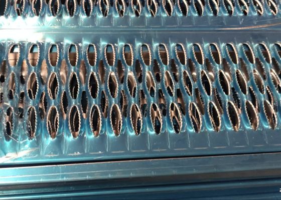 Réglage en acier galvanisé à froid S275jr