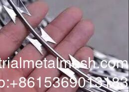 Grillage soudé anti-intrusion | Système de barrière industrielle ASTM F2453