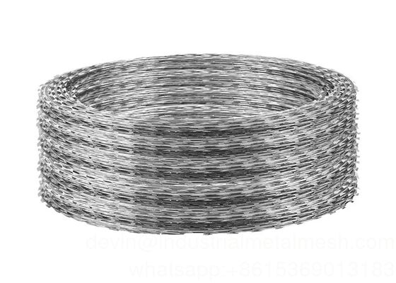 L'immersion chaude de GV a galvanisé la longueur en accordéon du barbelé 2.0m-10.0m de fil de rasoir