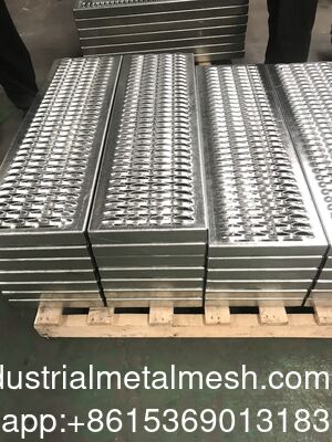 Passerelle caillebotis en acier perforé à haute résistance avec grip diamant