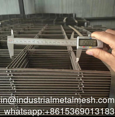 3.7mm Panneau de treillis métalliques soudés noirs 150mm*150mm Pour la construction