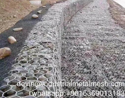 Panier en treillis soudé galvanisé à chaud durable pour la protection des lits de rivière