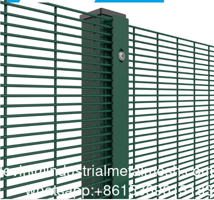 Panneau de clôture anti-escalade durable 358, treillis métallique anti-coupure de haute sécurité personnalisé avec vue dégagée pour des systèmes de protection de périmètre améliorés
