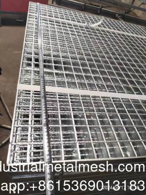 Vendeur soudage grille en acier dentelé Chine HDG grille en acier dentelé