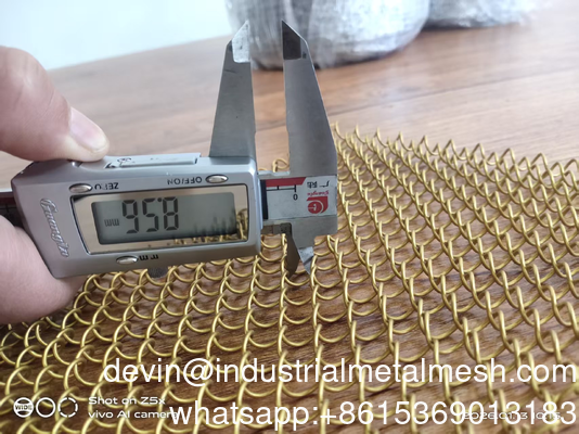 Matériau de base du fil d'acier   18ga * Finition en poudre plus foncée- Satin Brass Motifs spiraux de treillis décoratif