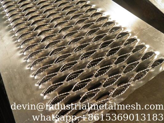 Grille de sécurité antidérapante en aluminium et acier galvanisé