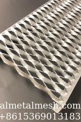 Grille de sécurité antidérapante en aluminium et acier galvanisé
