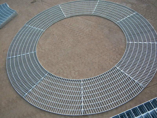 Les fabricants vendent la grille en acier galvanisée à chaud, grille en acier de plate-forme