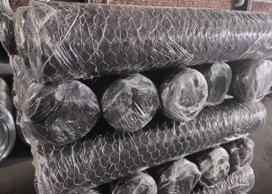 La fabrication hexagonale galvanisée plongée chaude de 20 mesures a galvanisé la fabrication de volaille tordue