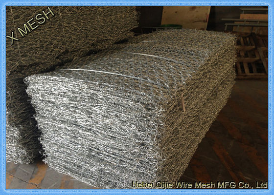 Diamètre galvanisé hexagonal du panier 4.0mm de Gabion de fil de lisière