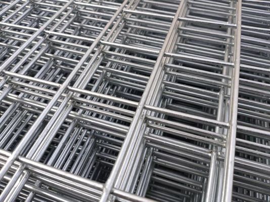 Feuille soudée galvanisée électrique de pouce du grillage 2x2 de fer pour le chauffage par le sol