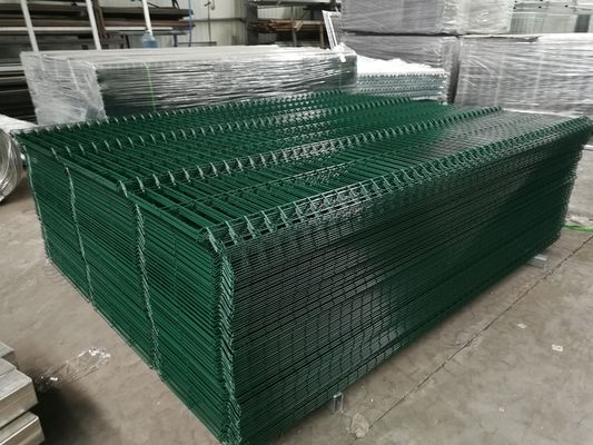 Le périmètre 3d de sécurité de jardin a courbé le fil Mesh Fence Peach Shape Post