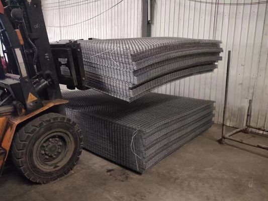 2.0mm 3,0mm 4,0mm feuilles de treillis métalliques soudés galvanisés à chaud