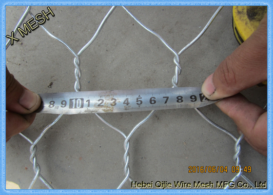 Grilles soudées par norme d'ASTM A975 Gabions 80 X 100 maille pour des projets de contrôle d'érosion
