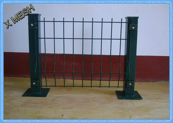 Le grillage lourd de mesure de forme de v lambrisse la preuve de temps de 2.5m enduite par PVC W X 2.2m H