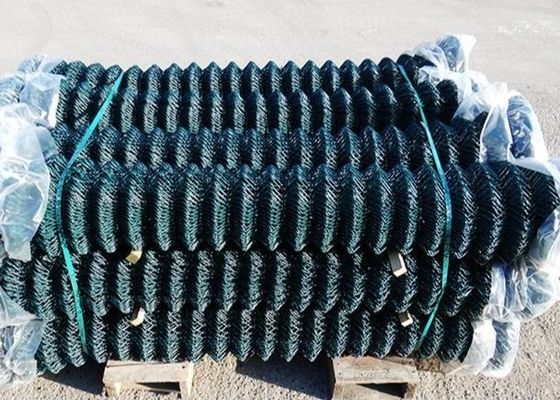 Tissu galvanisé plongé chaud de clôture de maillon de chaîne enduit de PVC de 7 pi résidentiel
