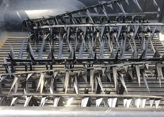 Sécurité anti-escalade Piquets galvanisés sur le mur