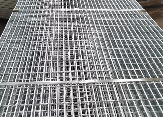 Pressez la maille augmentée par grille en acier galvanisée verrouillée en métal lancement de 40 x 100 millimètres