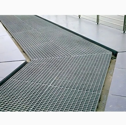 Réseau FRP avec une épaisseur de 25 mm et une taille de 38 x 38 x 38 mm en fibre de verre
