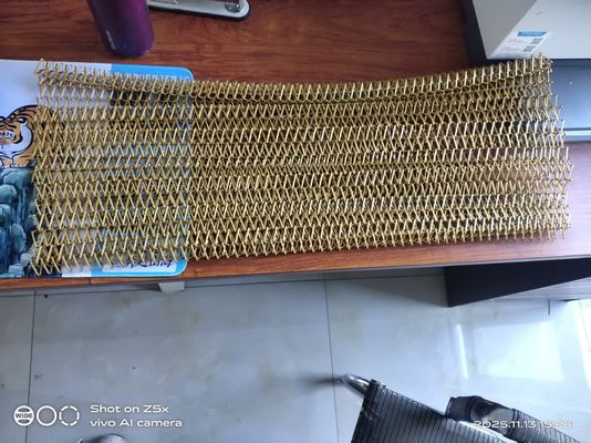 Satin Brass Metal Link Spiral 3mm Decorative Wire Mesh Panels Net For Curtain