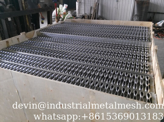 Grille de sécurité durable en acier au carbone à bande de roulement antidérapante pour usage industriel
