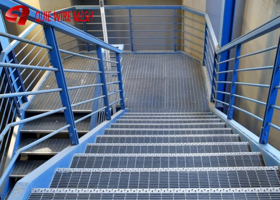 Plaine de GV ou grille en acier dentelée de passage couvert de maille augmentée anti par glissement en métal
