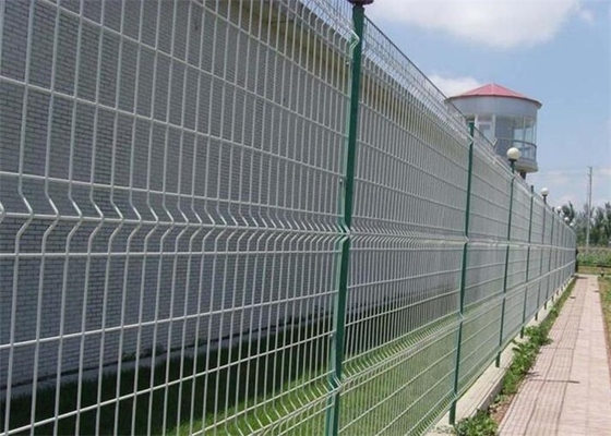 Jardin Iso9001 de barrière incurvé par revêtement de PVC ou en métal soudé de poudre passé