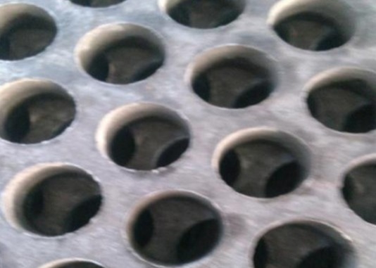 L'acier doux architectural de 1.85m x de 2m a perforé Mesh Punched Hole Sheet Screen