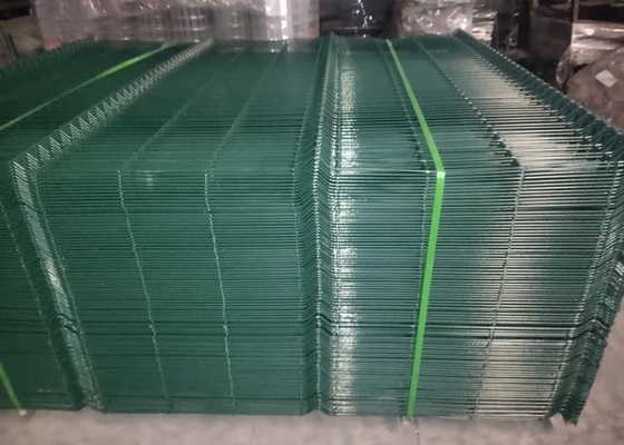 Le PVC a enduit le panneau 3d de recourbement a courbé le fil soudé Mesh Fence